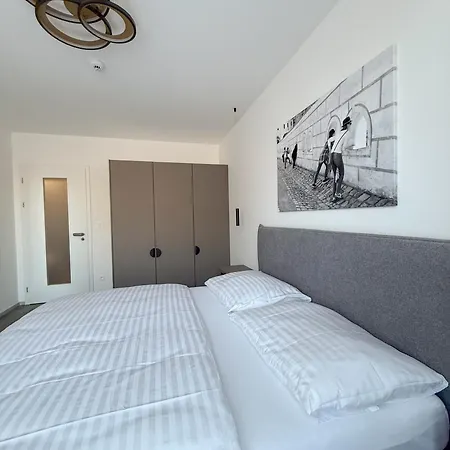 Quido 2 Free Parking Smart Lock Cesky Krumlov