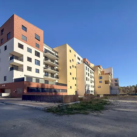 Quido 2 Free Parking Smart Lock Apartment *